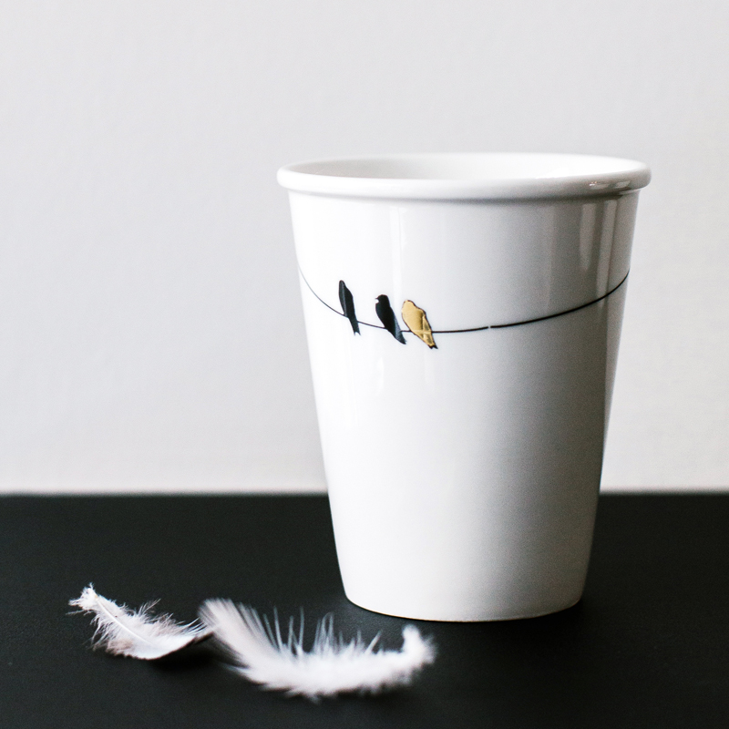 tasse en porcelaine et or oiseaux
